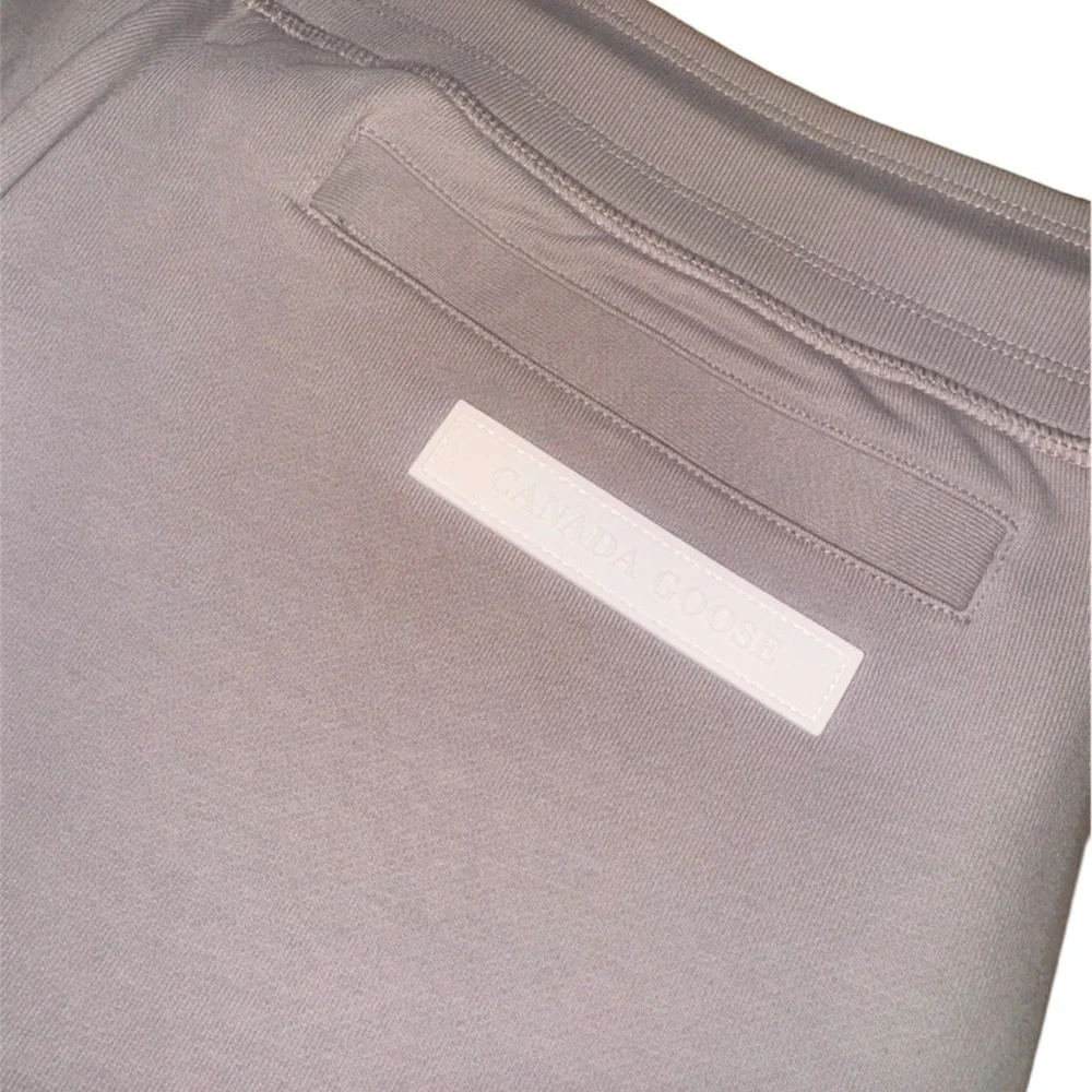 NEW Canada Goose WITH TAG unisex sweatpants M - Picture 4 of 4